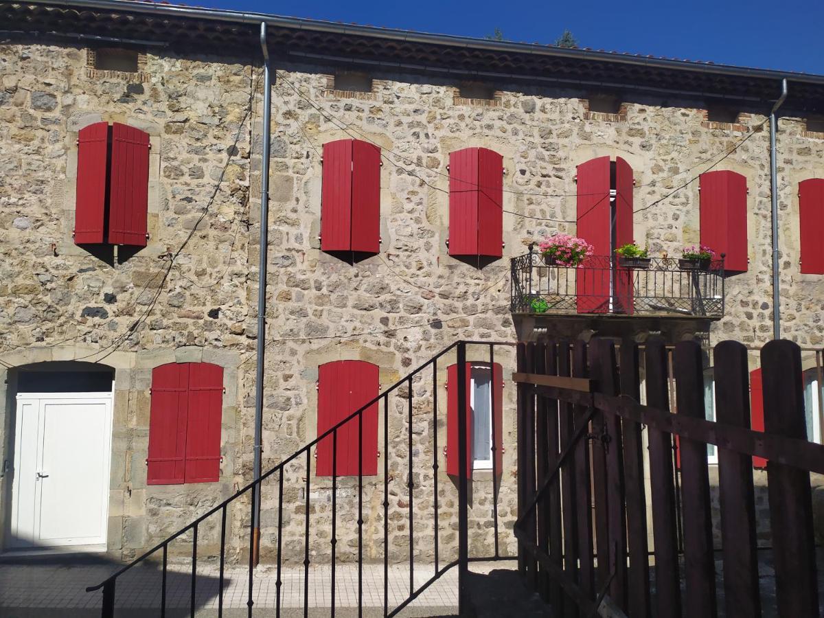 Chambres D'Hotes "Au Pied De La Bealiere" Montpezat-sous-Bauzon Exterior photo